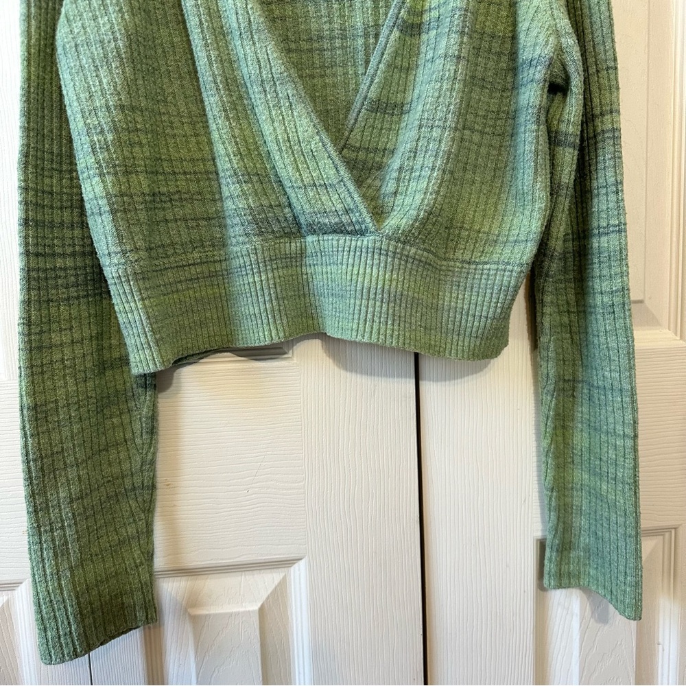 American Eagle Faux Wrap Cropped Ribbed Long Sleeve Sweater Top Womens Size XXL - Picture 9 of 11